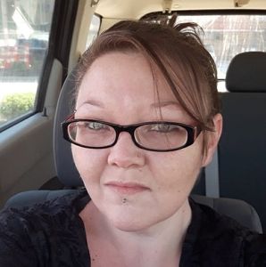 Meet your Posher, Bobbie